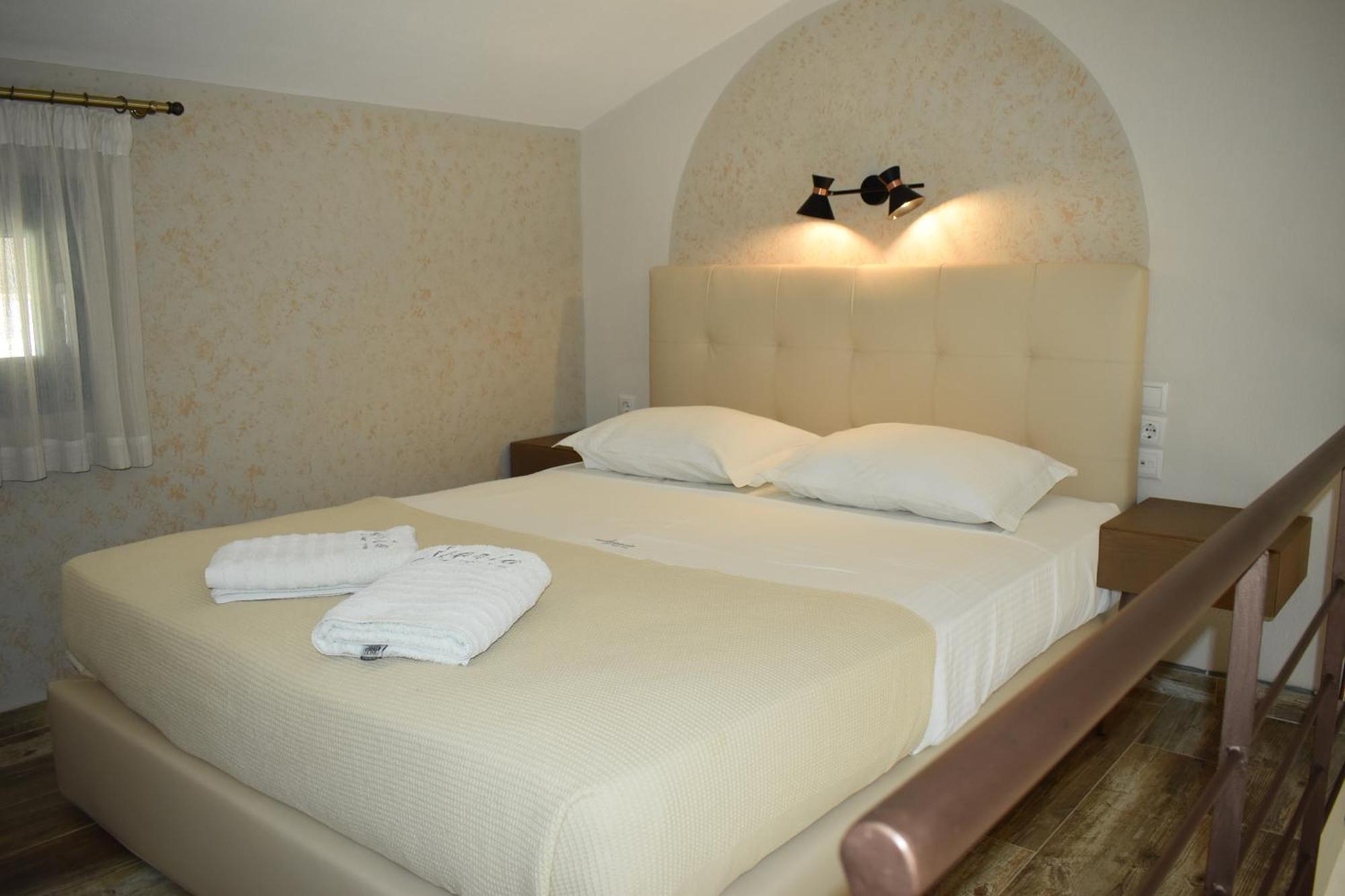 Alegria Suites Nikiti  Exterior foto