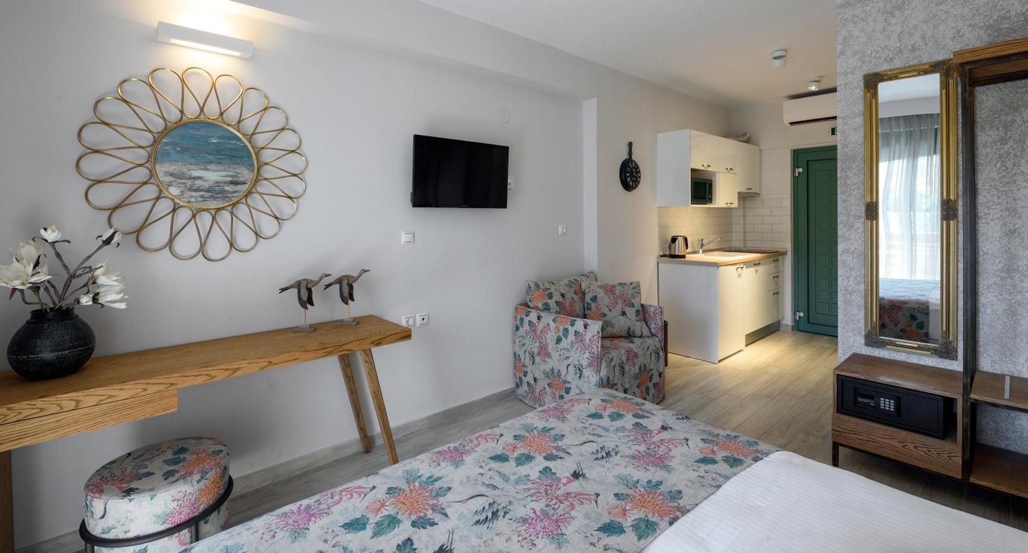 Alegria Suites Nikiti  Zimmer foto