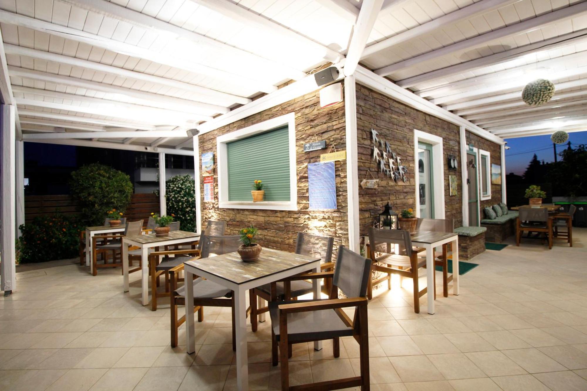 Alegria Suites Nikiti  Exterior foto